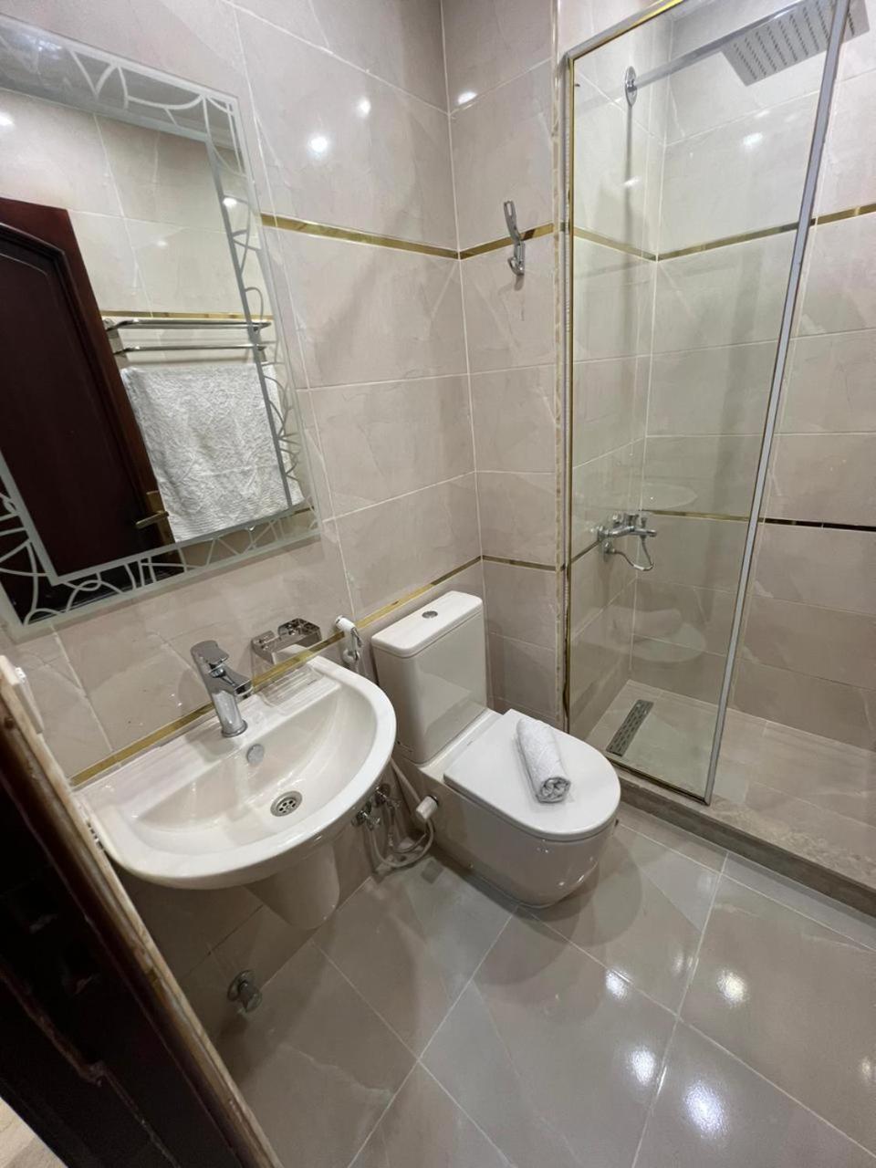 Town Hotel Kair Zewnętrze zdjęcie